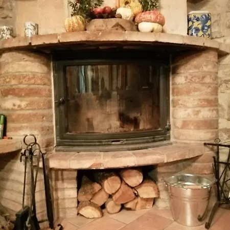 Il Maniero Di Tatil Evi Besozzola