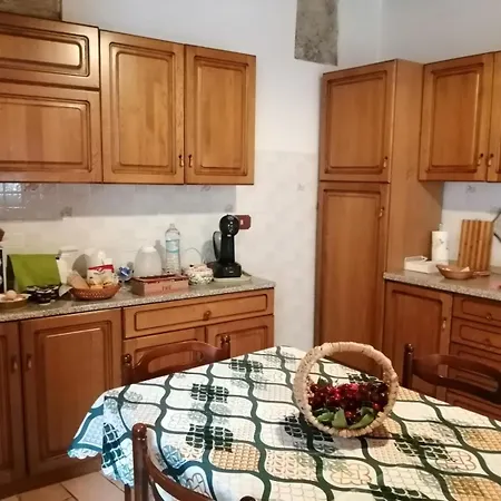 Il Maniero Di Tatil Evi Besozzola
